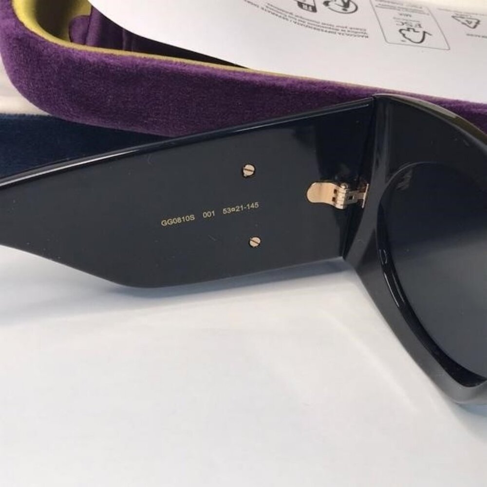 New- 💯 Original  Gucci GG0810S 001 Oval Quilted Thick Rim sunglasse - Picture 9 of 17